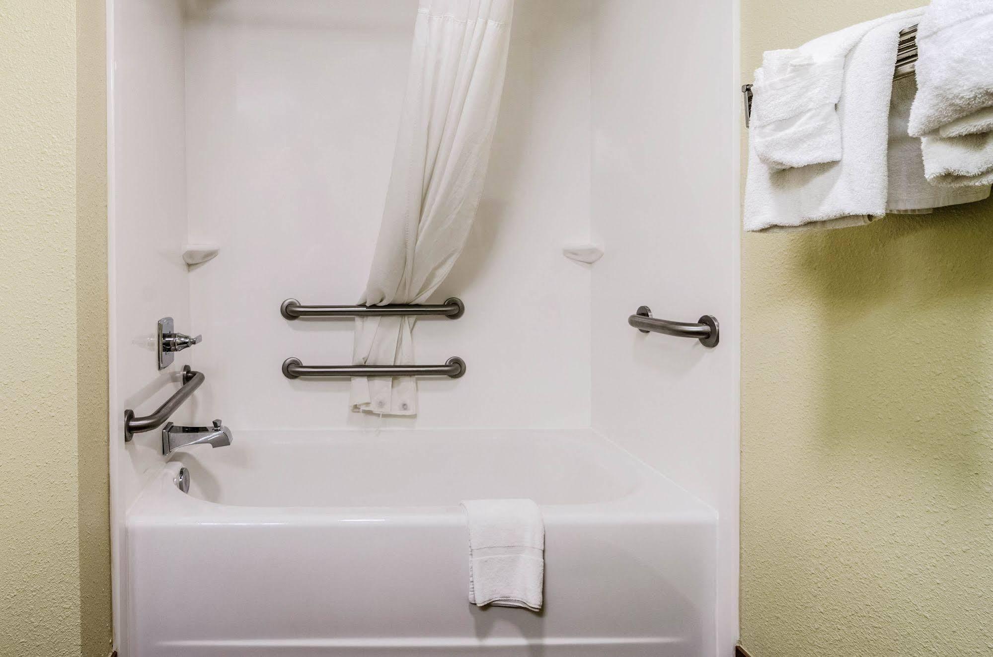 Quality Inn Whiteville North Dış mekan fotoğraf
