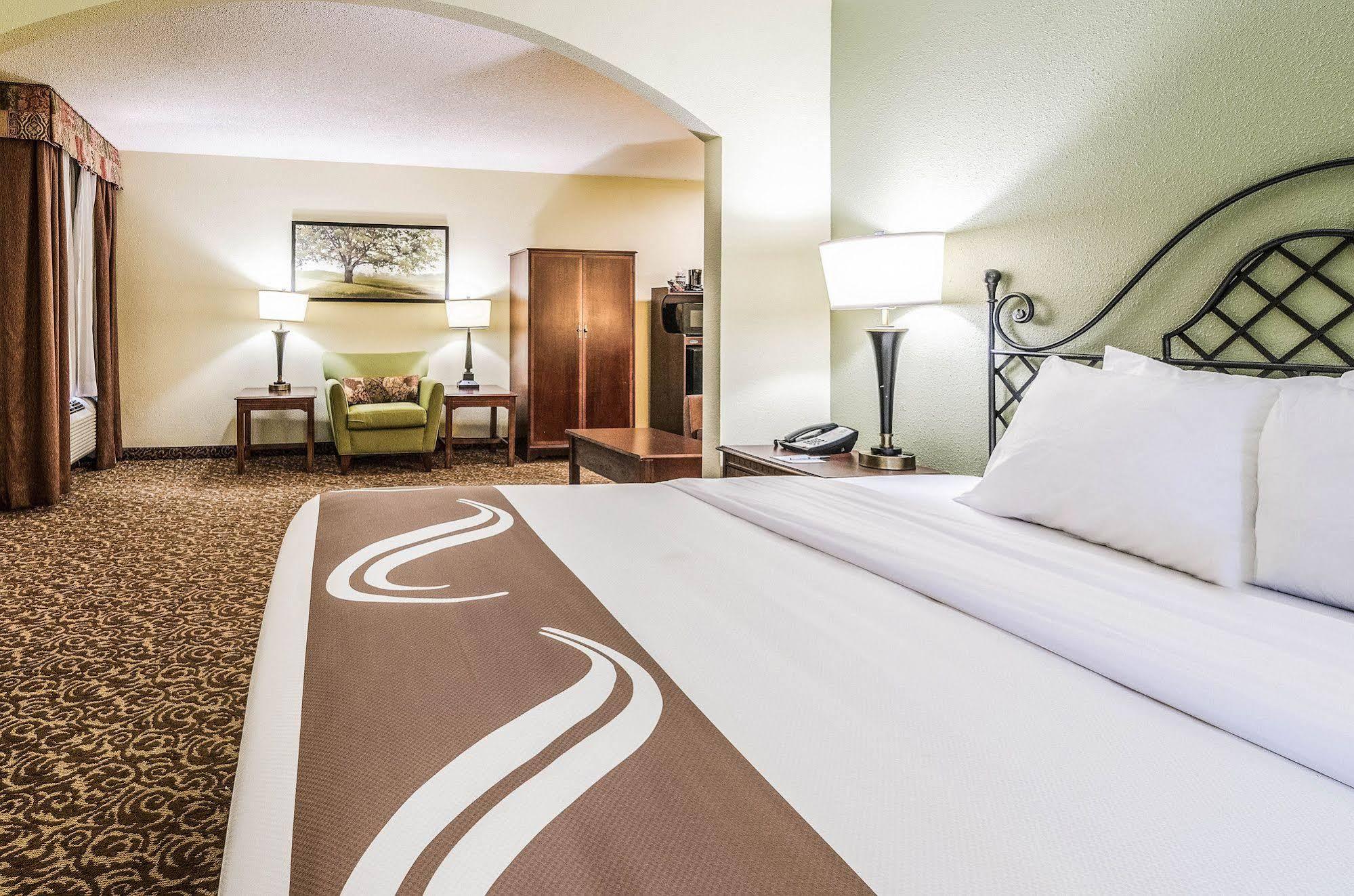 Quality Inn Whiteville North Dış mekan fotoğraf