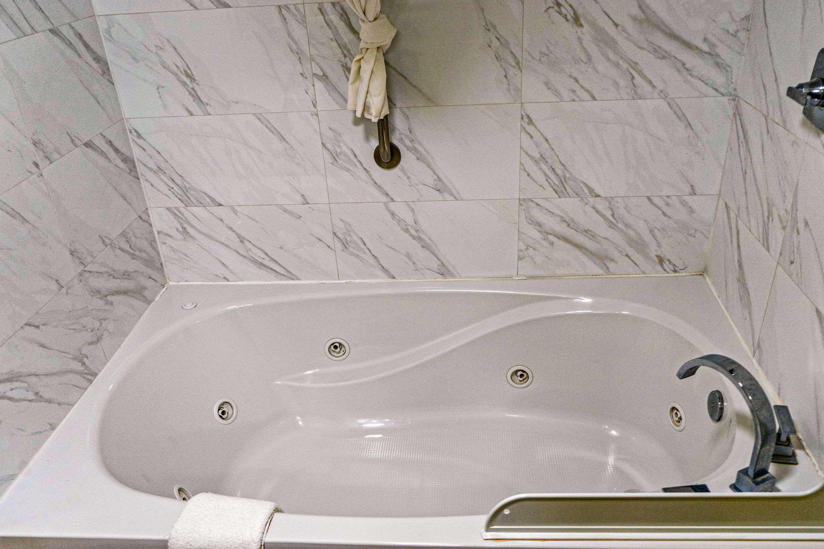 Quality Inn Whiteville North Dış mekan fotoğraf